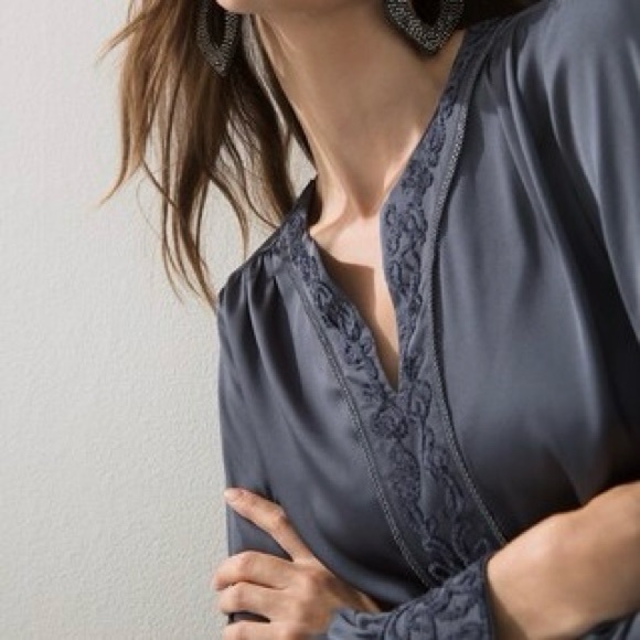 Chico’s Satin Chenille Smocked Blouse Gray Chico’s Size 4 - Picture 14 of 16